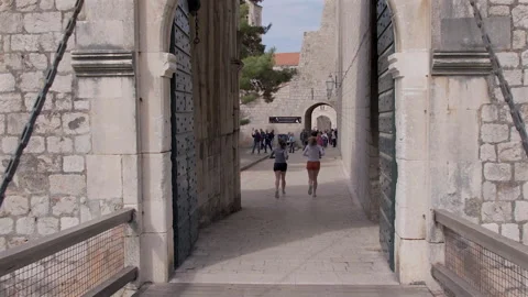 Walking through old town Polce Gate to Dominican Monastery, Croatia Stock-Footage 283210373