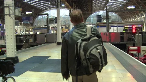 Walking through Paddington Station Stock Footage 40665409