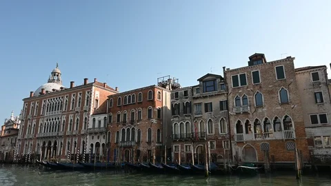 Walking through the streets of the lagoon city at the time of the coronavirus Stock Footage 126201735