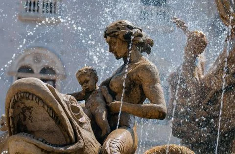 Walking through Syracuse 스톡 사진