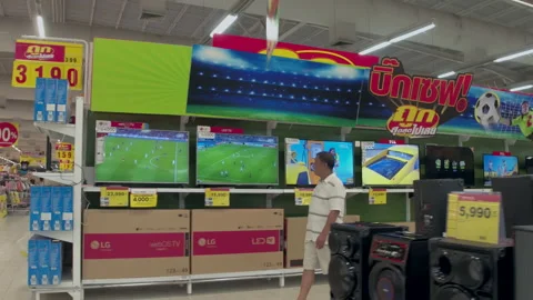 Walking in the TV sales area of a large shopping mall，Bangkok Thailand Stock Footage 134625762