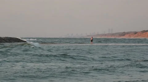 Walking on Water - 2 스톡 동영상 51730700