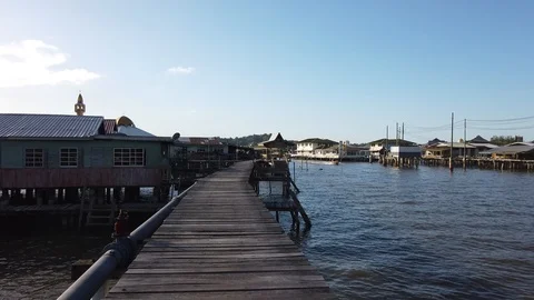 Walkthrough Kampung Ayer or water village Stock-Footage 101092855