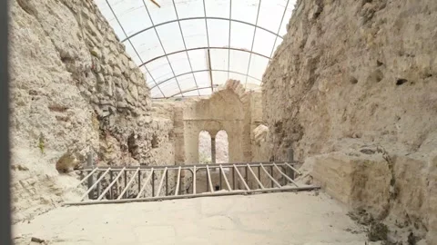 Walkthrough the ruins Video stock 313556904