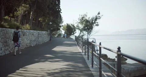 Walkway by the sea Vidéo 141743367