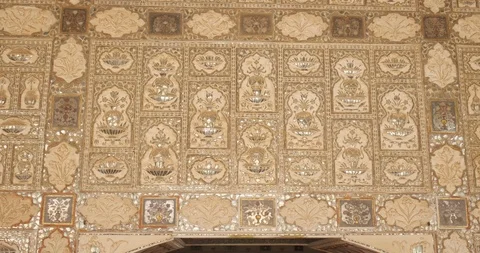 Wall and canopy of the Mirror Room Inside Sheesh Mahal in Amer (Amber) Fort Video stock 122765654