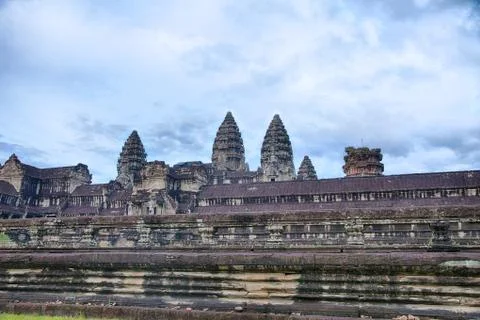Wall of angkor wat Stock Photos