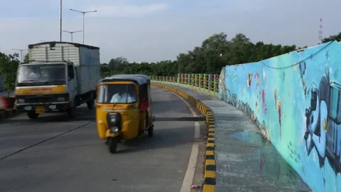 Wall-art-grafitti-on-sidewalk Video stock 141169943