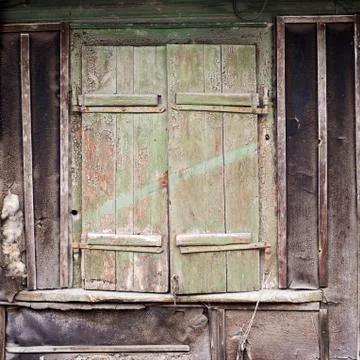 Wall with boarded up window Foto stock