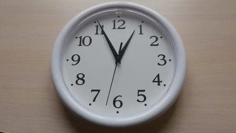 Wall Clock close up timelapse Stock-Footage 125928191