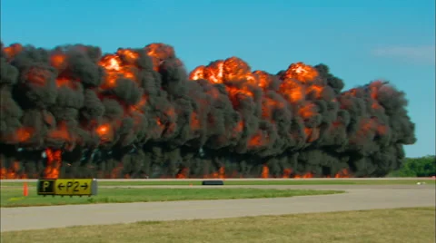 Wall of Fire at Airshow Close Up 動画素材 39963173