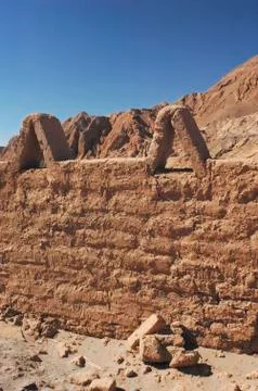 Wall made of adobe bricks 스톡 사진