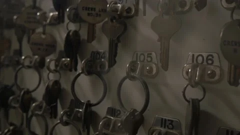 Wall Of Old Antique Keys Inside USS Bowfin Submarine, Pearl Harbor, Hawaii Vidéo 154497718