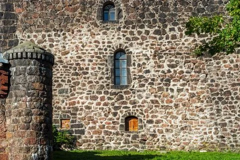 Wall of the old castle. Фото