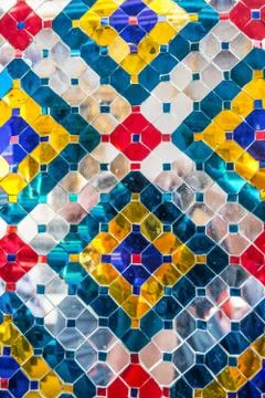 Wall pattern of mirrors and colored glass of Wat Phra Kaew, Grand Palace, Ban Foto stock