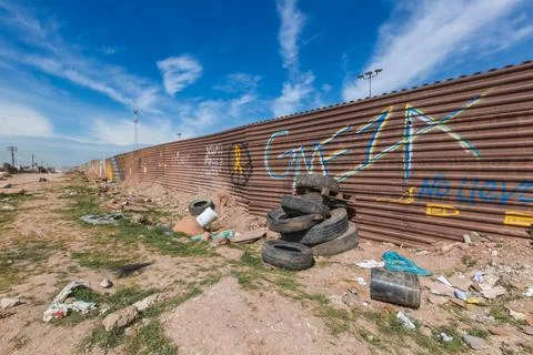 Wall prototype along the mexican border line from Mexico Stock Photos