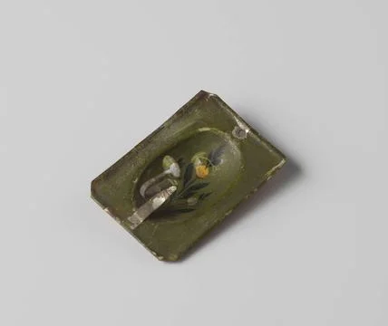 Wall surf, the rectangular back plate painted with flowers. Wall-bleaker o... 库存照片