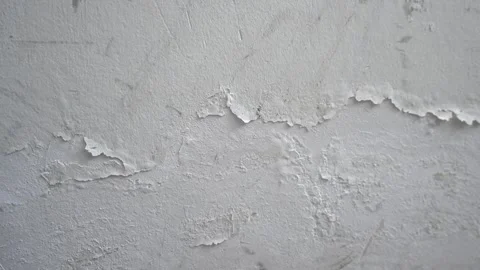 Wall whose paint has peeled off due to water and humidity, 库存影片 179015912