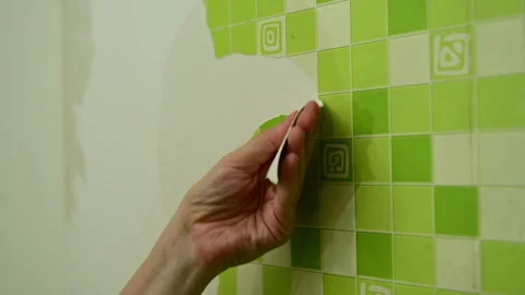 Wallpaper remove from wall. Renovation at flat by yourself Stock Footage 280406561