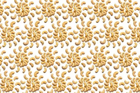 The Walnut Pattern - Cashews on a white background in the shape of a circle.  Foto stock