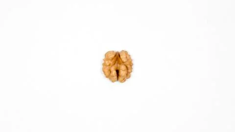 Walnut on a white background. Nut kernel. Foto stock