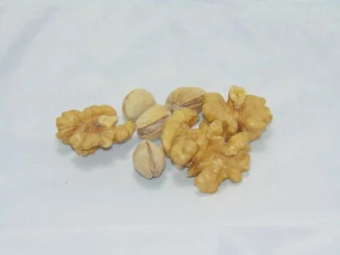 Walnuts with pistachios Foto stock