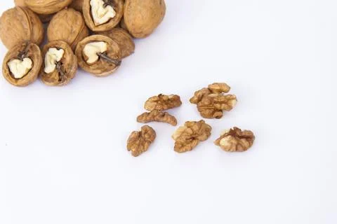 Walnuts in a shell on a white background. Healthy nuts. Foto stock