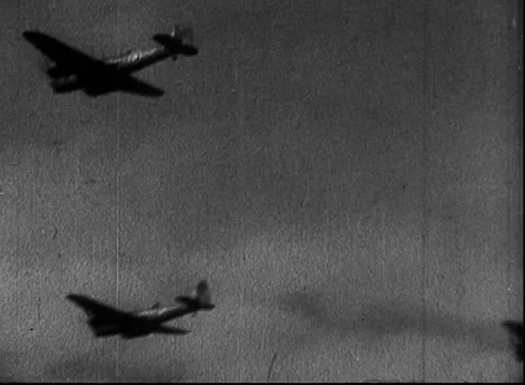 WAR BOMBER AIRCRAFT / SQUADRON (ARCHIVE FOOTAGE) Stock-Footage 168919144