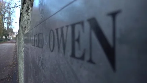 War memorials in Oswestry Stock Footage 144783470