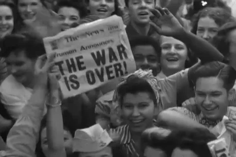 War is Over headlines VJ Day V-J Celebrations Washington D.C. archival Видео 129086428