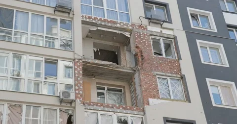 War in Ukraine. Consequences of occupation of Bucha, Irpin, Borodyanka Video stock 201366695