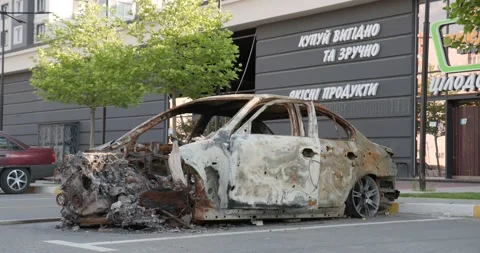 War in Ukraine. Consequences of occupation of Bucha, Irpin, Borodyanka Video stock 201366918