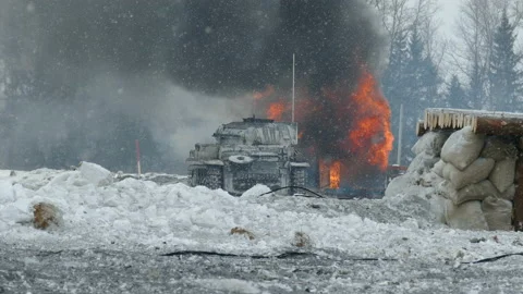 War. Winter. Burning tank 動画素材 118984056