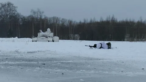 War. Winter. Fallen warrior 動画素材 118982589