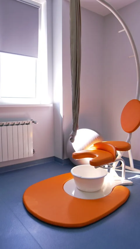 Ward in maternity care unit with special  Vídeos de archivo 273479759
