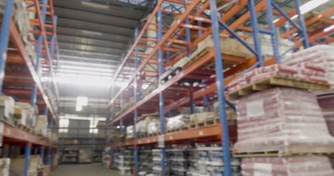 Warehouse background storage inventory shelf with freight container aisle space 库存影片 274039944