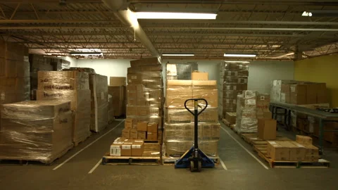 Warehouse boxes Vídeos de archivo 149378962