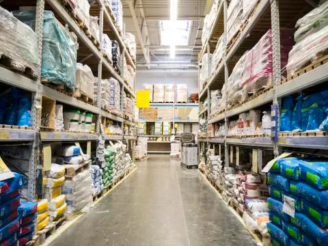 Warehouse of building materials in industiral store Stockfoto's