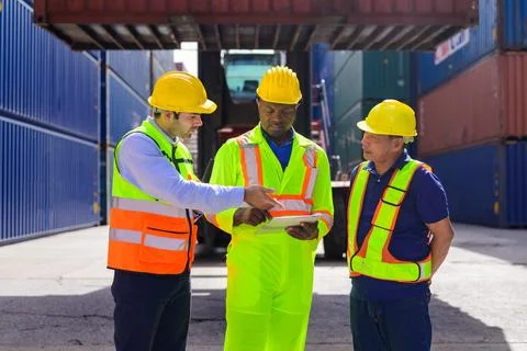 Warehouse engineer working at container yard Foto stock