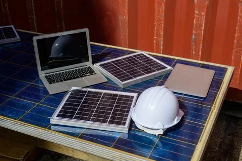 Warehouse engineer working at container yard Foto stock