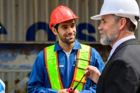 Warehouse engineer working at container yard Foto stock
