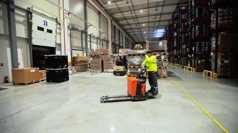 Warehouse Forklift Workers Loading Order Pallet for Delivery Working Deposit Int Vídeo Stock 139333780