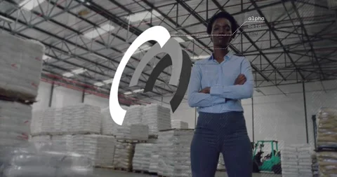 Warehouse lead standing while 3D arch animating in, aligning alpha label to lead Stock Footage 330960083