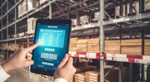 Warehouse management innovative software in computer for real time monitoring Foto stock