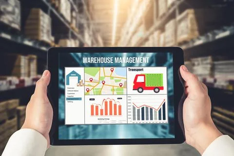 Warehouse management innovative software in computer for real time monitoring Foto stock
