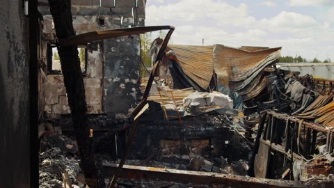 Warehouse ruins after the explosion Video stock 199681092