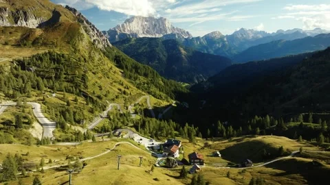 Warm Evening Drone Panorama over Valley near Monte Averau, Dolomites Video stock 316641566