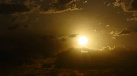 Warm Sun with Slow Moving Clouds Vidéo 53232817