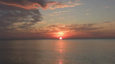 Warm Sunset and Waves 스톡 동영상 700651