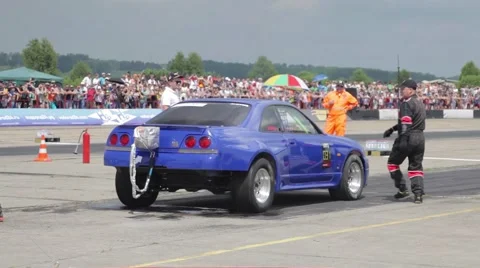 Warming up on the track Stock Footage 66446935